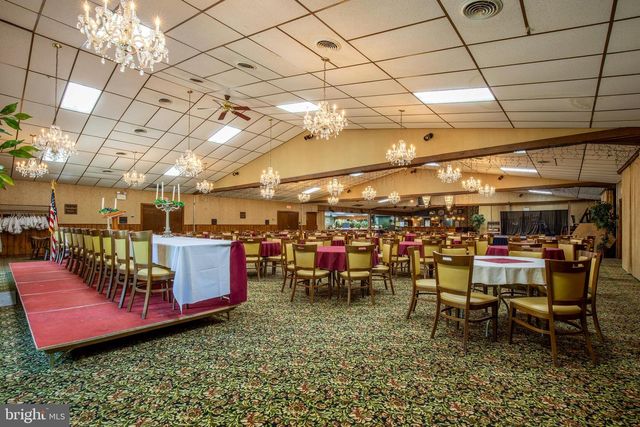 145 CHAMBERLAINE AVE, Pottsville, PA 17901