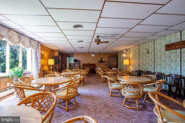 145 CHAMBERLAINE AVE, Pottsville, PA 17901