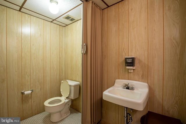 145 CHAMBERLAINE AVE, Pottsville, PA 17901