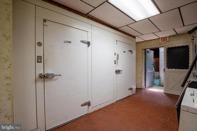 145 CHAMBERLAINE AVE, Pottsville, PA 17901