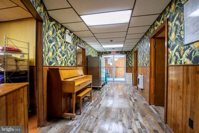 145 CHAMBERLAINE AVE, Pottsville, PA 17901