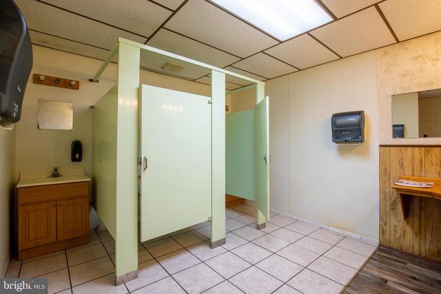 145 CHAMBERLAINE AVE, Pottsville, PA 17901