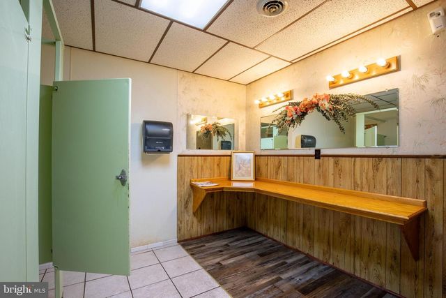 145 CHAMBERLAINE AVE, Pottsville, PA 17901