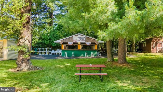 145 CHAMBERLAINE AVE, Pottsville, PA 17901