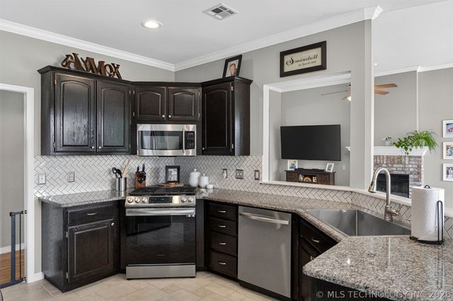 8923 N 133rd East Avenue, Owasso, OK 74055