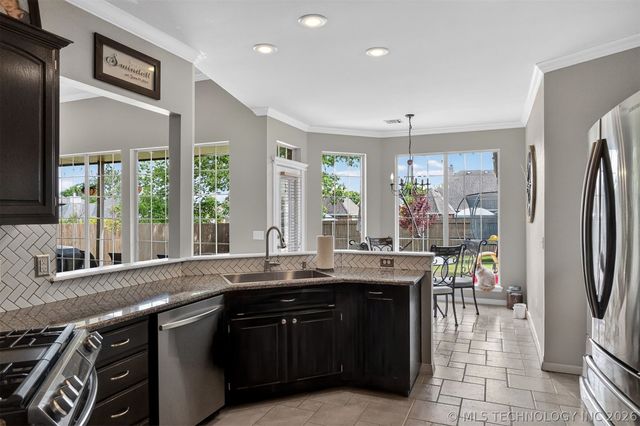 8923 N 133rd East Avenue, Owasso, OK 74055
