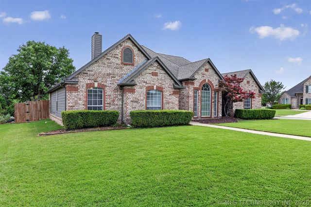 8923 N 133rd East Avenue, Owasso, OK 74055