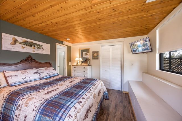1022 Grey Back Trail, Fawnskin, CA 92333