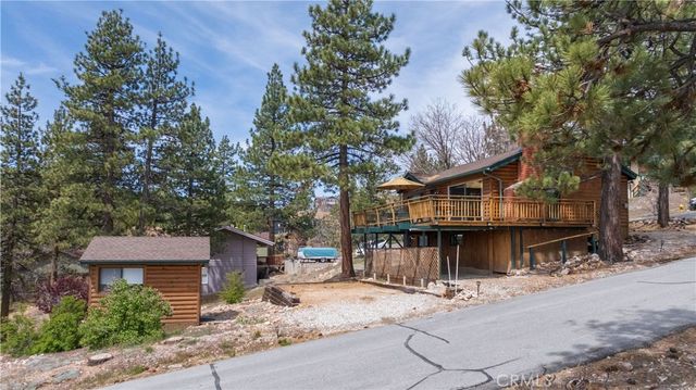 1022 Grey Back Trail, Fawnskin, CA 92333