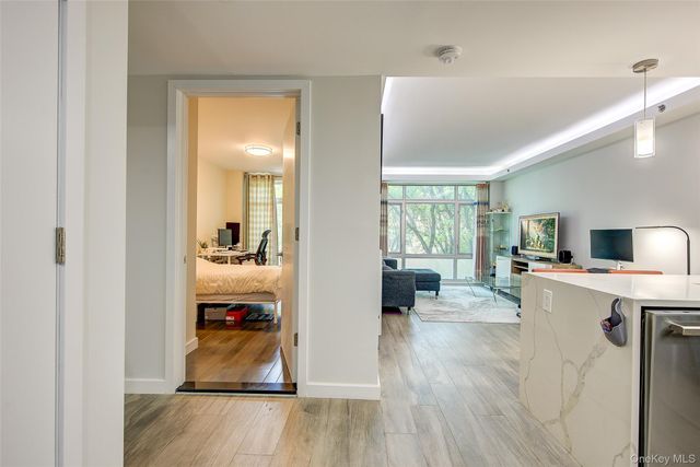 97-45 63rd Drive 3H, Rego Park, NY 11374