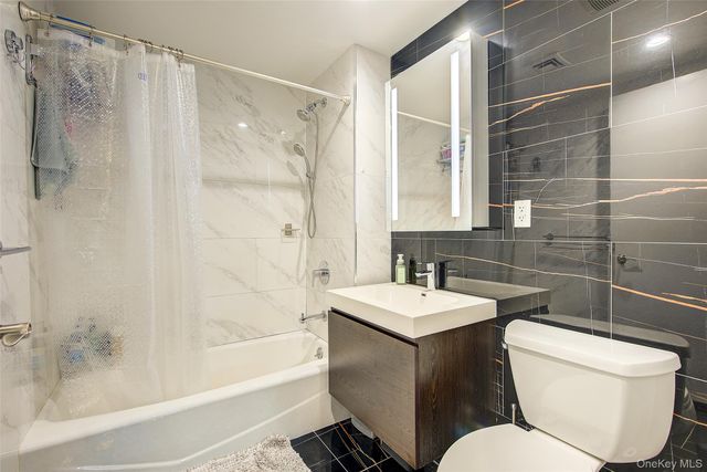 97-45 63rd Drive 3H, Rego Park, NY 11374