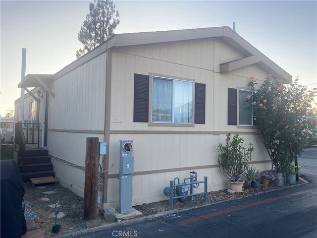 2909 Arrow Highway 24, La Verne, CA 91750