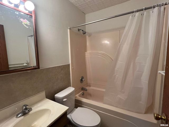 3207 Homestead Avenue, Davenport, IA 52802