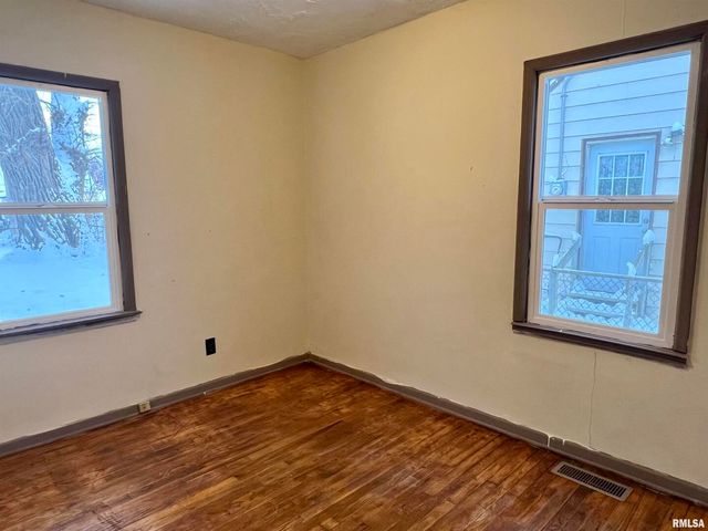 3207 Homestead Avenue, Davenport, IA 52802