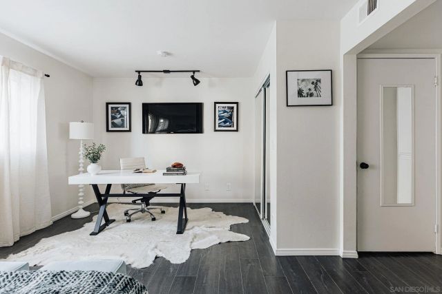 4652 Don Lorenzo Dr A, Los Angeles, CA 90008