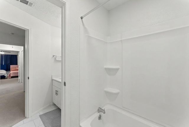 2379 Briarwest Boulevard 96, Houston, TX 77077