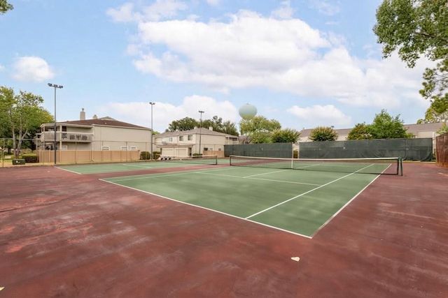 2379 Briarwest Boulevard 96, Houston, TX 77077