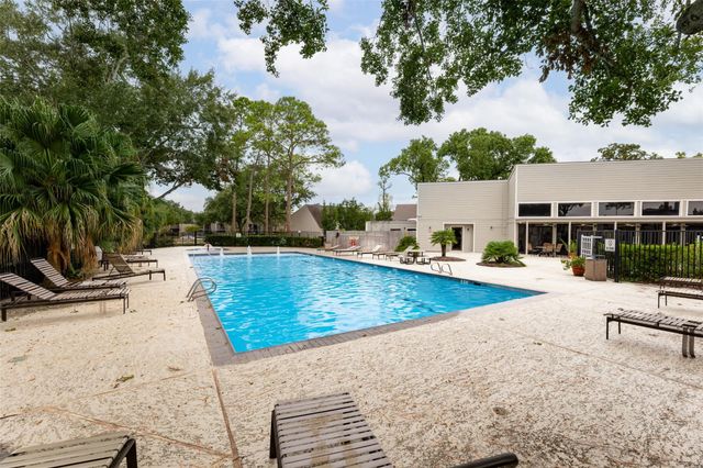 2379 Briarwest Boulevard 96, Houston, TX 77077