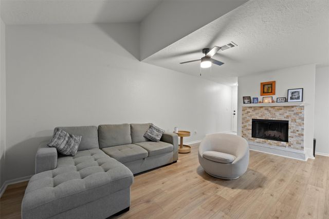 2379 Briarwest Boulevard 96, Houston, TX 77077