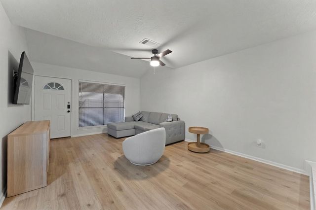 2379 Briarwest Boulevard 96, Houston, TX 77077