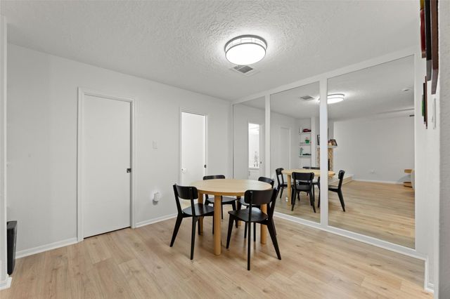 2379 Briarwest Boulevard 96, Houston, TX 77077