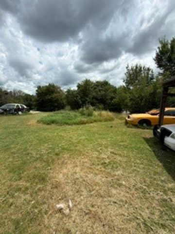 157 Canyon Valley Lane, Weatherford, TX 76085