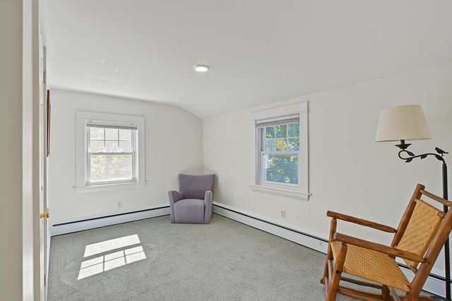 70 Winnicutt Road, Stratham, NH 03855