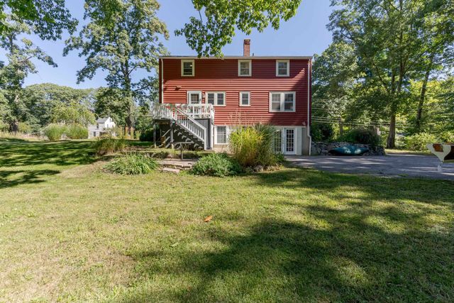 70 Winnicutt Road, Stratham, NH 03855