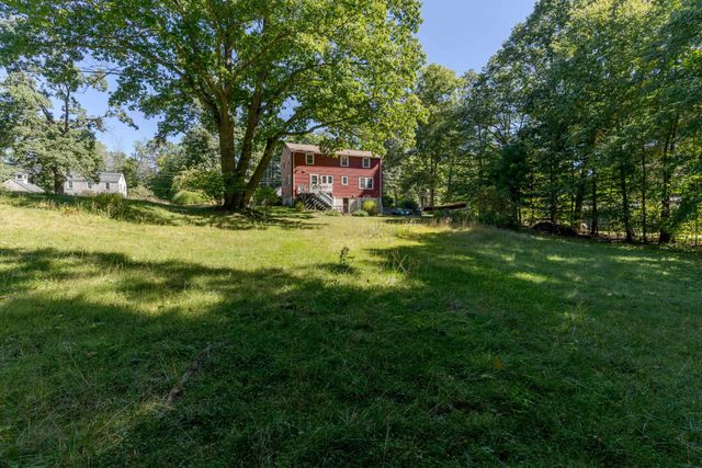 70 Winnicutt Road, Stratham, NH 03855