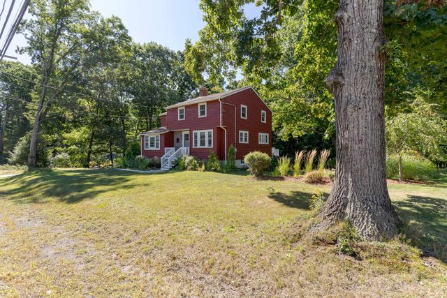 70 Winnicutt Road, Stratham, NH 03855