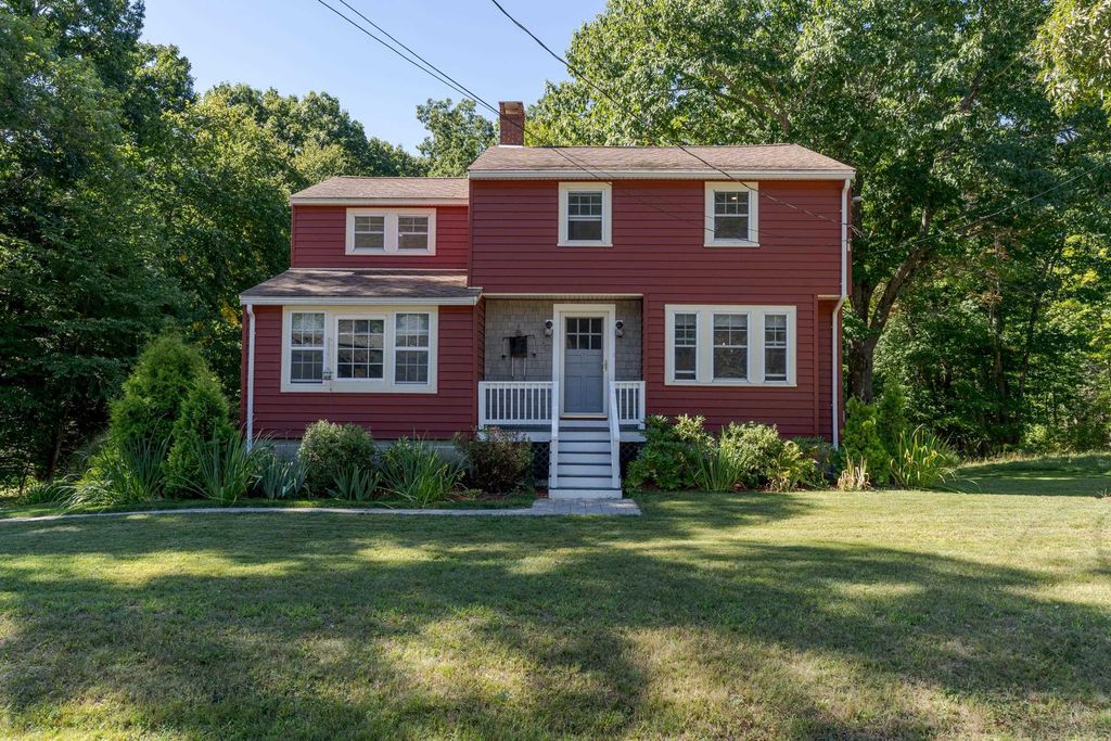 70 Winnicutt Road, Stratham, NH 03855