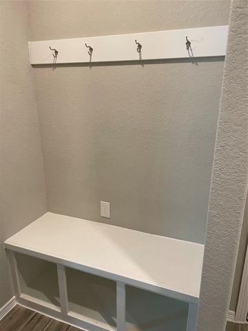 803 Cypress Summit, Huffman, TX 77336