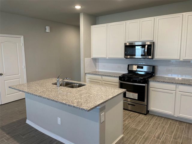 803 Cypress Summit, Huffman, TX 77336