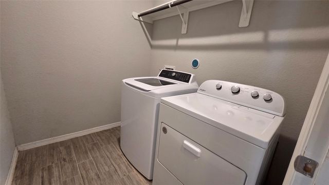 803 Cypress Summit, Huffman, TX 77336