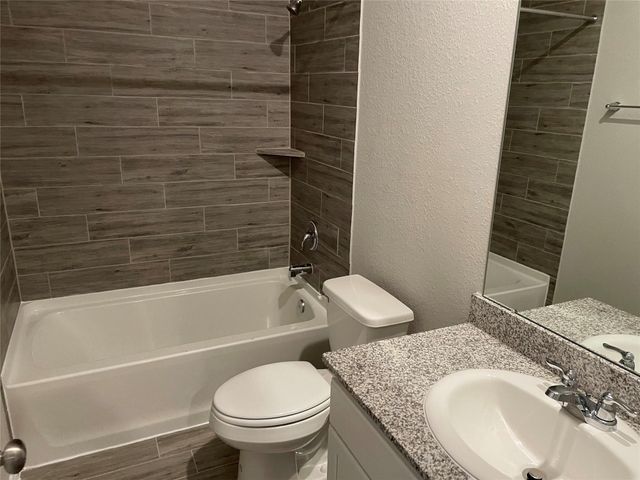 803 Cypress Summit, Huffman, TX 77336