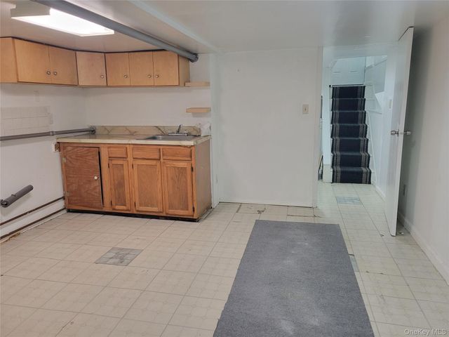 89-38 199th Street, Hollis, NY 11423