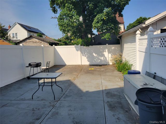 89-38 199th Street, Hollis, NY 11423