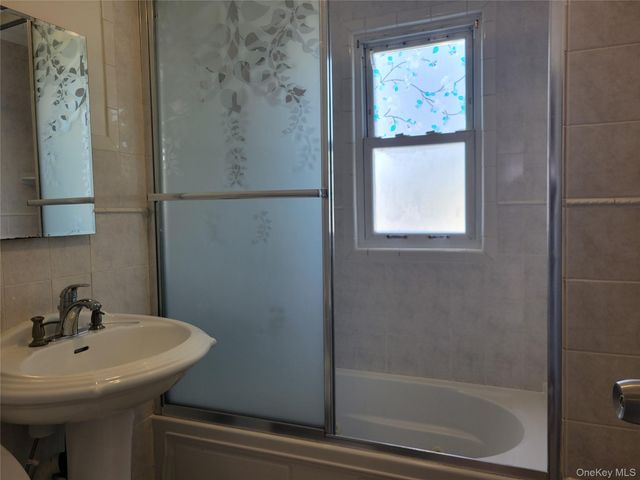 89-38 199th Street, Hollis, NY 11423