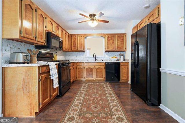 4814 Hillside Court, Powder Springs, GA 30127
