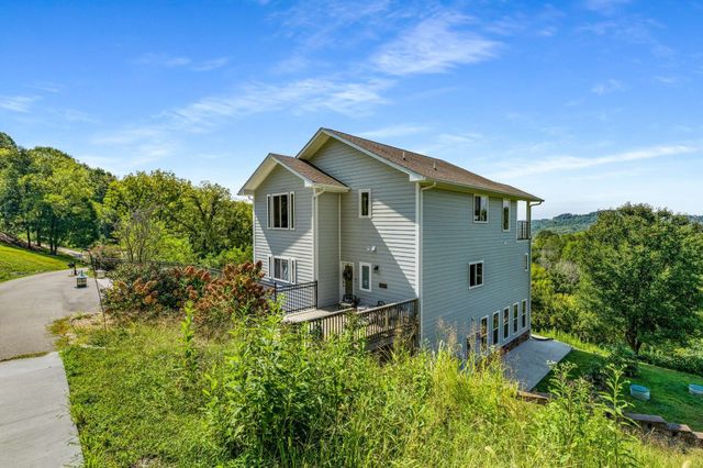 132 Highbridge Dr, Smithville, TN 37166