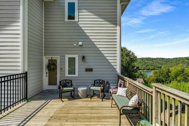 132 Highbridge Dr, Smithville, TN 37166