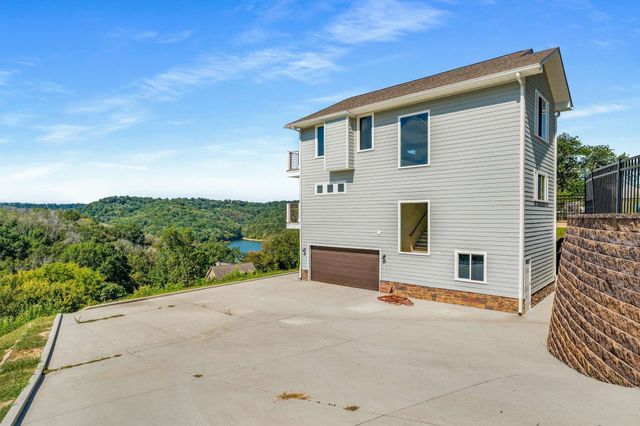 132 Highbridge Dr, Smithville, TN 37166