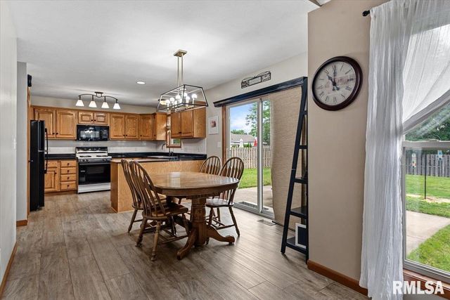 124 ASPEN Drive, Chatham, IL 62629
