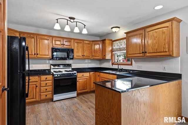 124 ASPEN Drive, Chatham, IL 62629