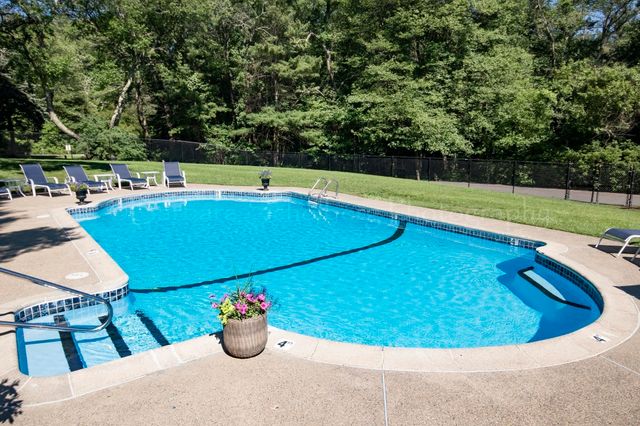 53 Trout Farm Ln, Duxbury, MA 02332