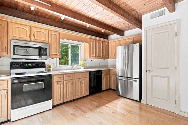 53 Trout Farm Ln, Duxbury, MA 02332