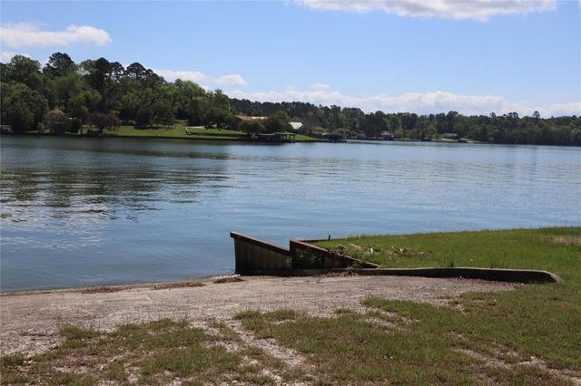 TBD Loper Lake, Livingston, TX 77351