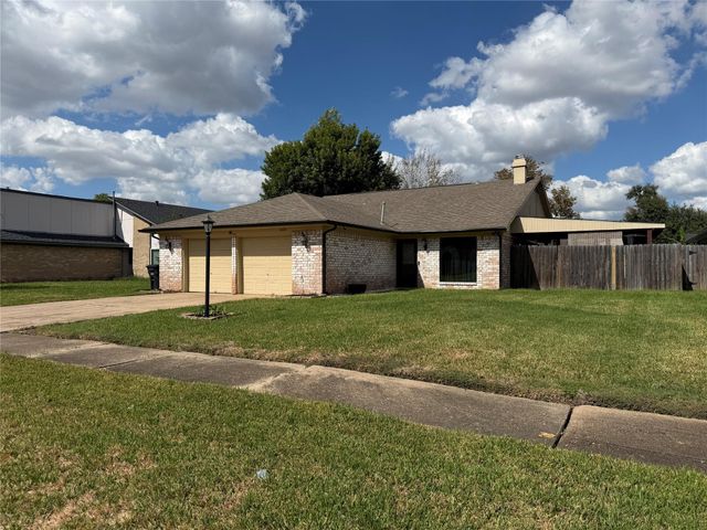 6626 Trigate Drive, Houston, TX 77489