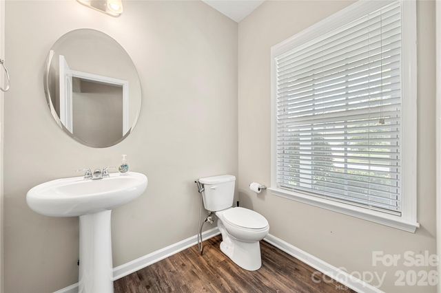 4628 Meshack Avenue, Charlotte, NC 28213