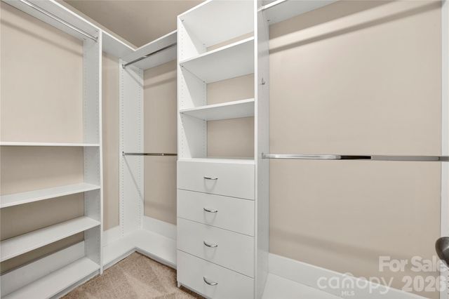 4628 Meshack Avenue, Charlotte, NC 28213